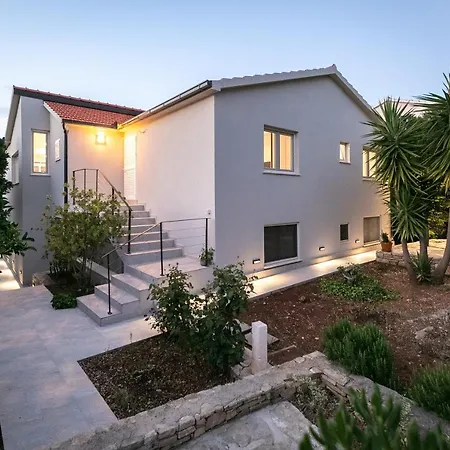 The Plaza Apartamento