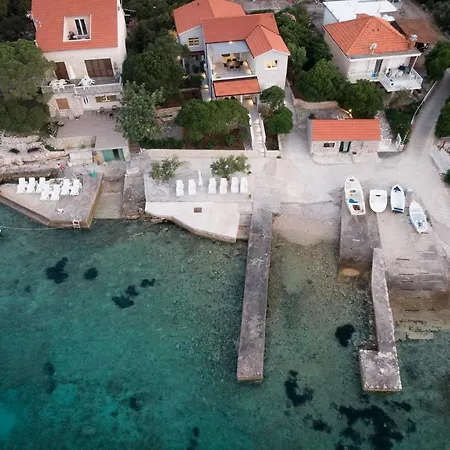 The Plaza דירה פריזבה